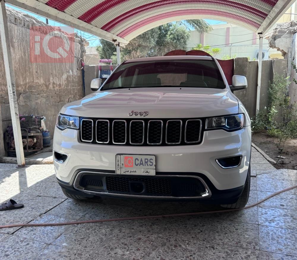 جيب جراند شيروكي